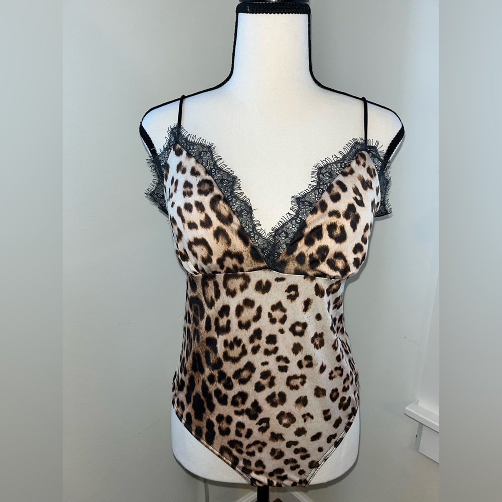 NWOT Shelly Leopard Black Lace Bodysuit
